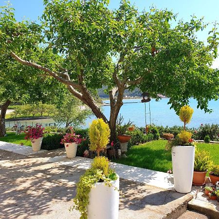 Apartmani I Sobe Jusic Rab Town Buitenkant foto