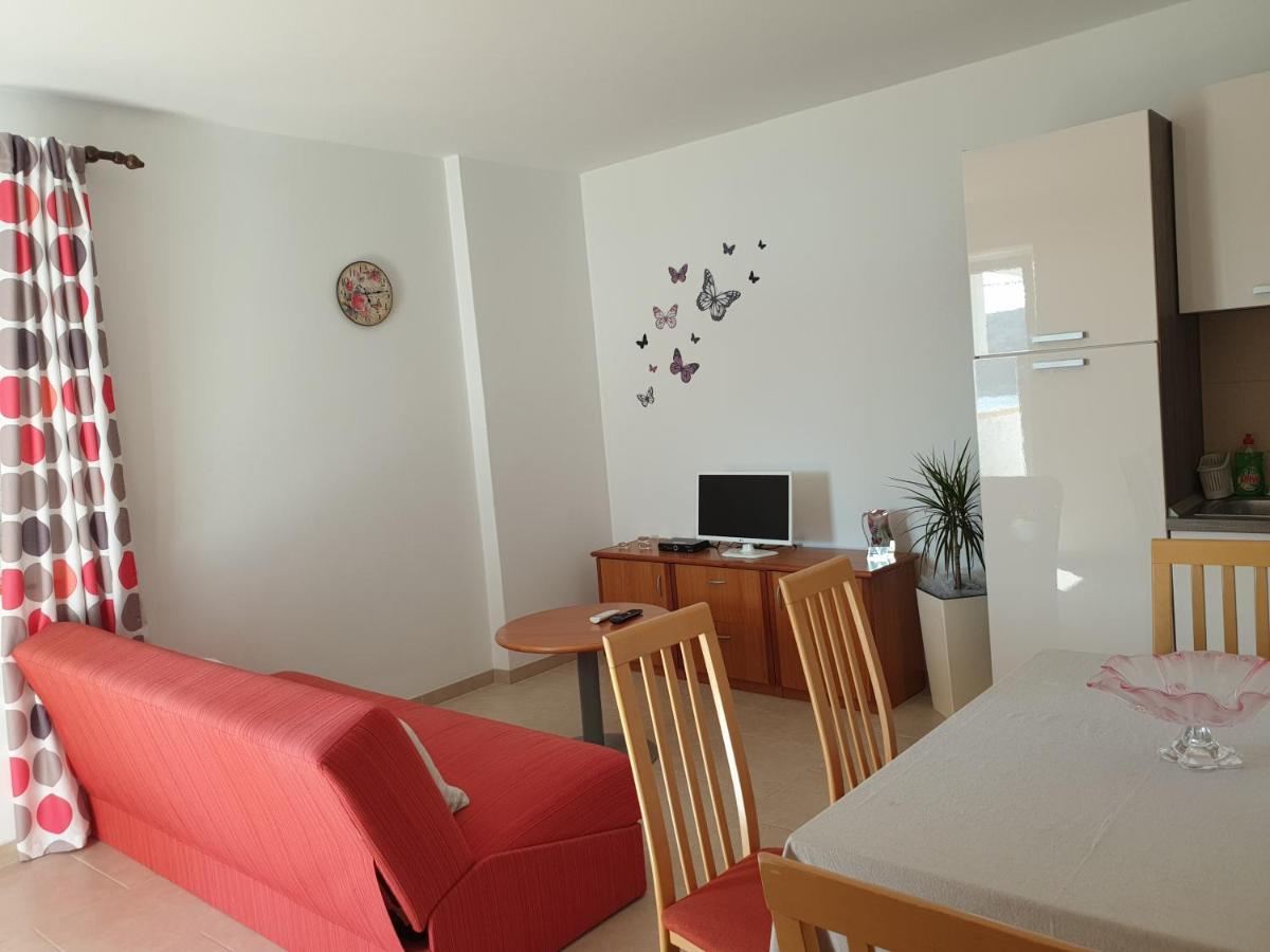 Apartmani I Sobe Jusic Rab Town Buitenkant foto