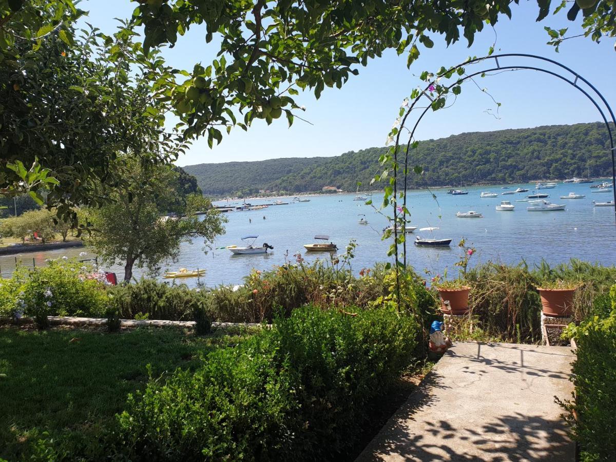 Apartmani I Sobe Jusic Rab Town Buitenkant foto