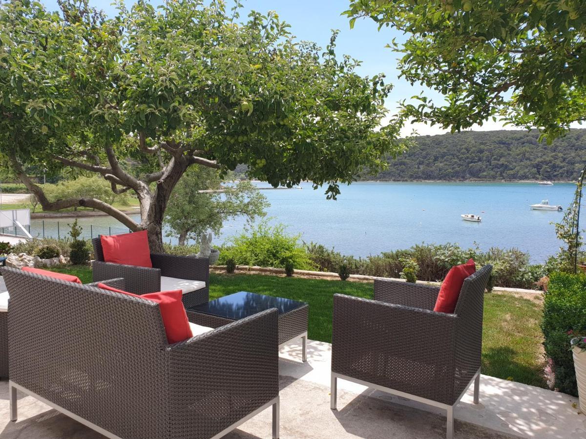 Apartmani I Sobe Jusic Rab Town Buitenkant foto