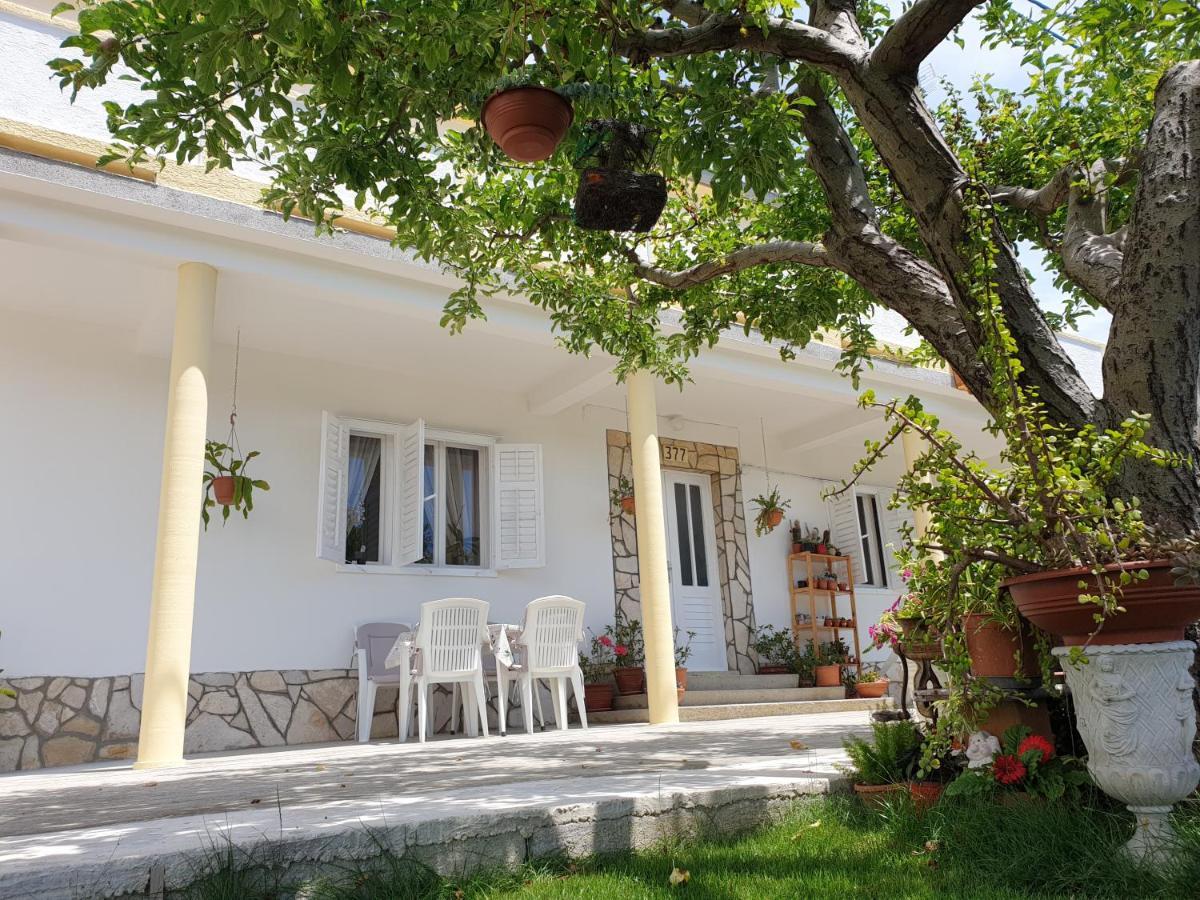 Apartmani I Sobe Jusic Rab Town Buitenkant foto