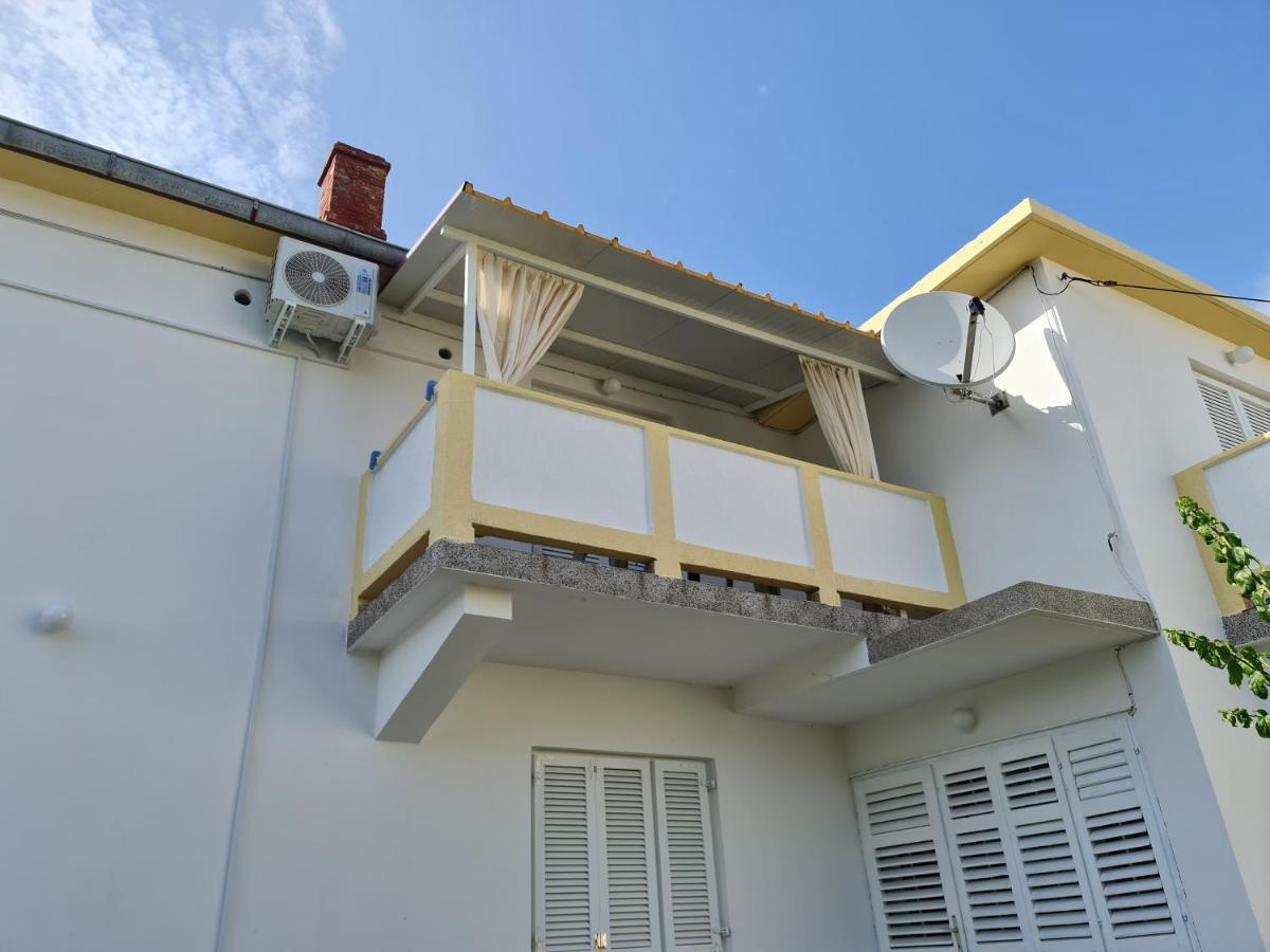 Apartmani I Sobe Jusic Rab Town Buitenkant foto